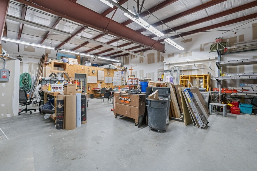 More Photos Of 5011 Departure Dr, Raleigh Flex For Sale