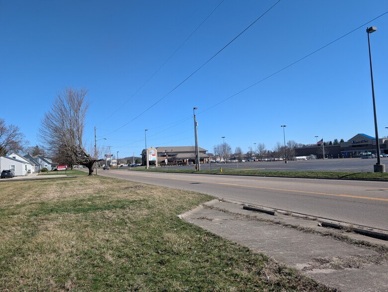 More Photos Of 300 Deo Dr, Newark Land For Sale