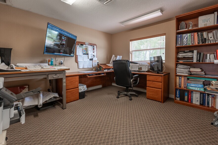 More Photos Of 1720 SE County Highway 484, Belleview Office For Sale