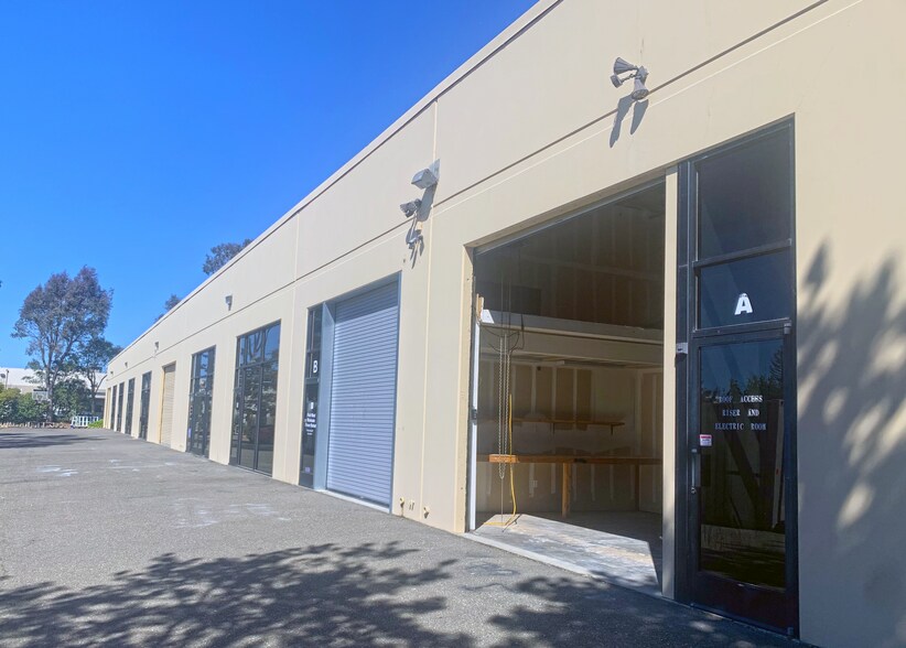 More Photos Of 150 Professional Center Dr, Rohnert Park Flex For Lease