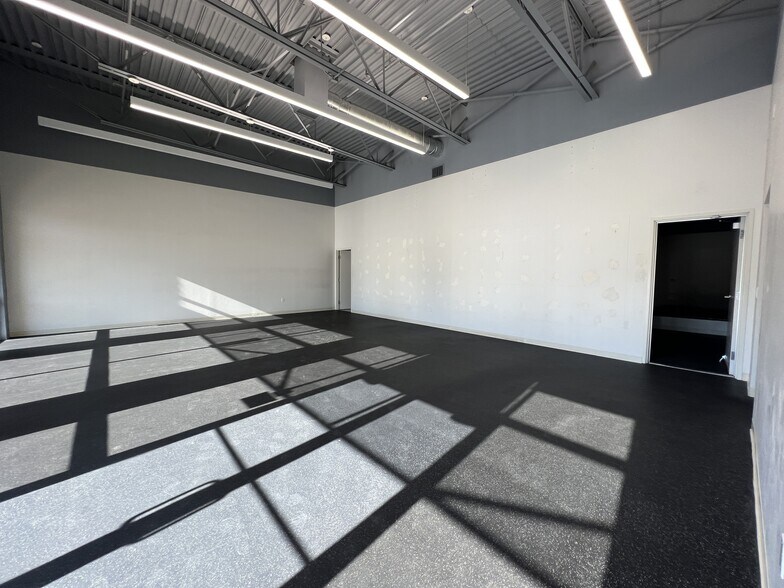 More Photos Of 1230-1240 Churn Creek Rd, Redding Unknown For Lease