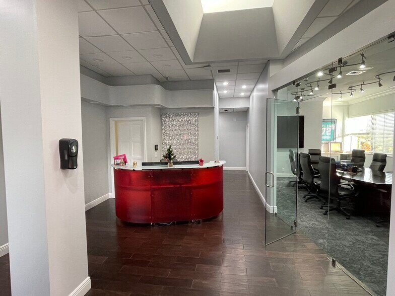 More Photos Of 1000 Southern Blvd, West Palm Beach Office For Sale
