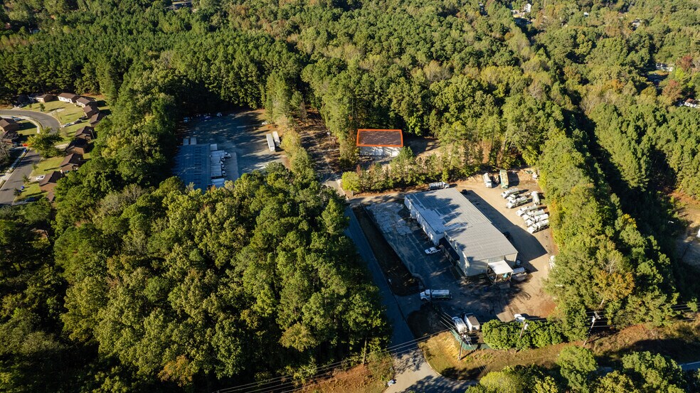 More Photos Of 2420 Kiss Dr, Durham Warehouse For Lease