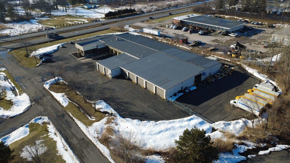 More Photos Of 6800 Northern Blvd, East Syracuse Truck Terminal For Sale