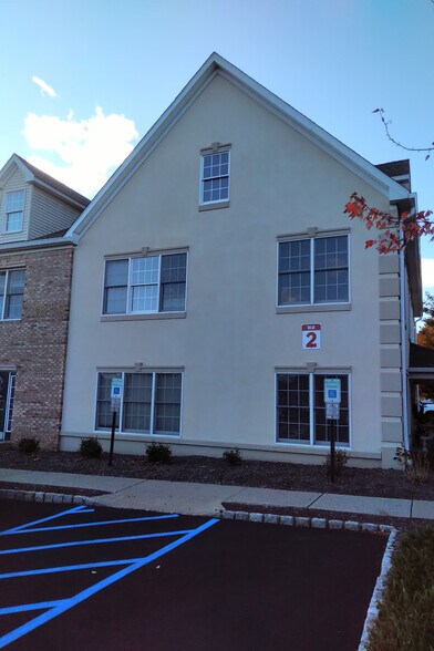 More Photos Of 4 Walter E Foran Blvd, Flemington Office For Lease