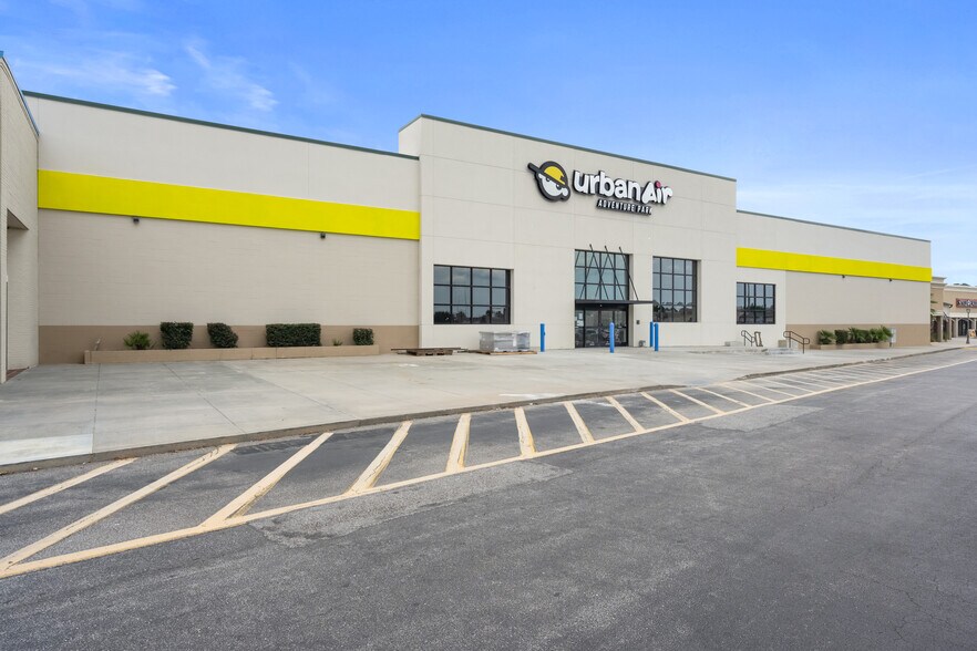 More Photos Of 7800 Rivers Ave, North Charleston Unknown For Lease