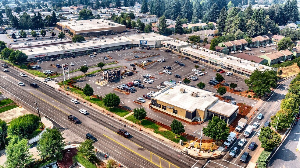 More Photos Of 4637-4695 Commercial St SE, Salem General Retail For Lease