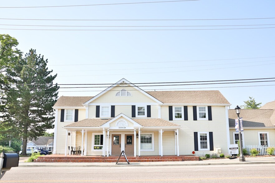 More Photos Of 16962 Manchester Rd, Grover Office For Sale