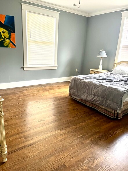 More Photos Of 1233 Peabody Ave, Memphis Office For Sale