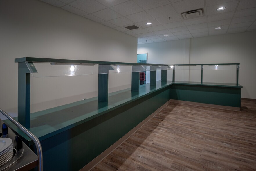 More Photos Of 101 Spring St, Excelsior Springs Theater Concert Hall For Sale