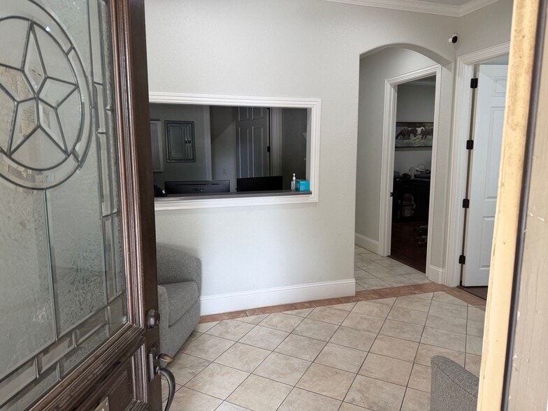 More Photos Of 4016 Gateway Dr, Colleyville Office For Sale