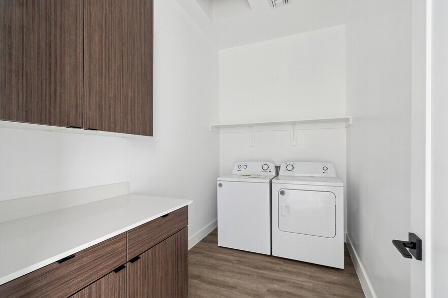 More Photos Of 3109 N 39th St, Phoenix Apartments For Sale