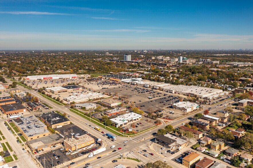 More Photos Of 300-700 Broadview Village Sq, Broadview Unknown For Sale