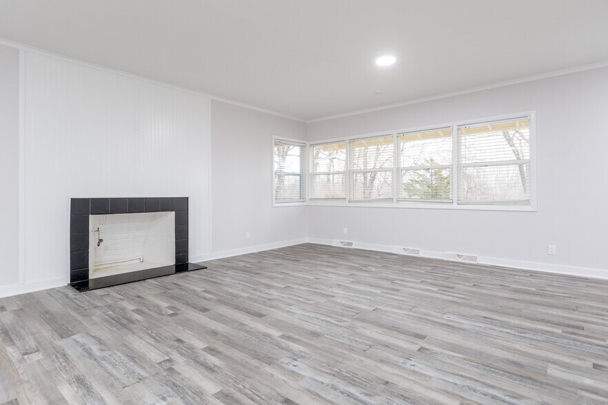 More Photos Of 4577 Olentangy River Rd, Columbus Apartments For Sale