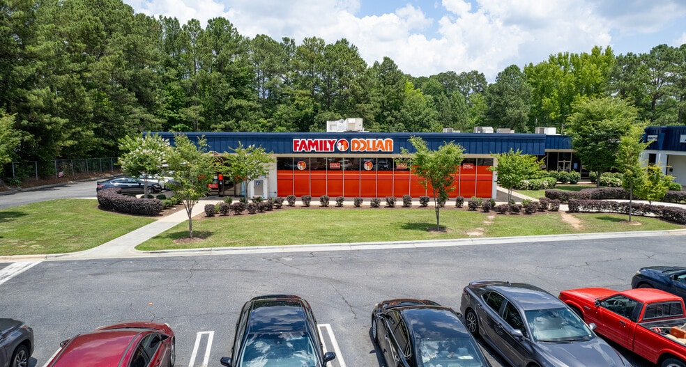 More Photos Of 505-537 Plaza Cir, Garner Unknown For Lease