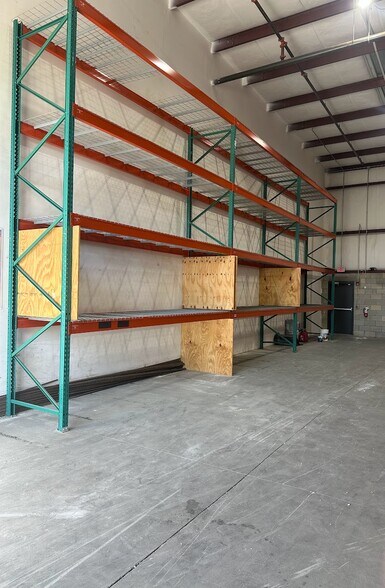 More Photos Of 161 Commerce Rd, Boynton Beach Warehouse For Sale