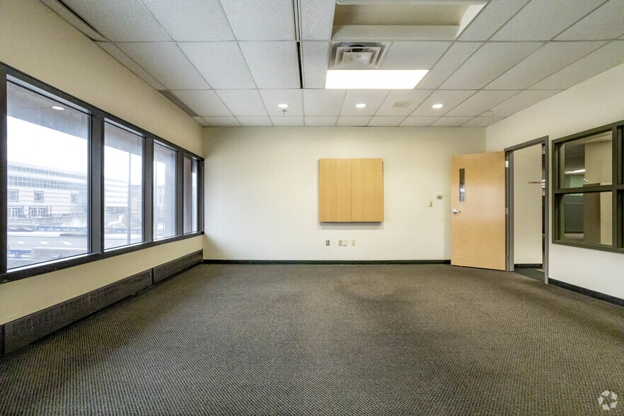 More Photos Of 26-28 E Main St, Rochester Office Residential For Lease