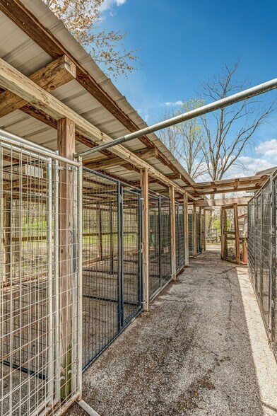 More Photos Of 1344 E 500 N, Albion Veterinarian Kennel For Sale
