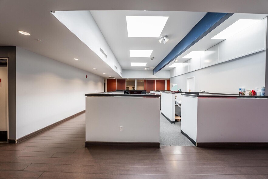 More Photos Of 714 S 4th St, Las Vegas Medical For Sale