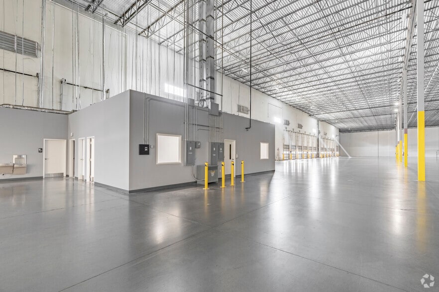 More Photos Of 10137 Horton Rd, Charlotte Distribution For Lease