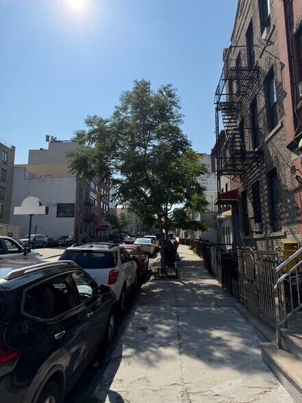 More Photos Of 420 39th St, Brooklyn Land For Sale
