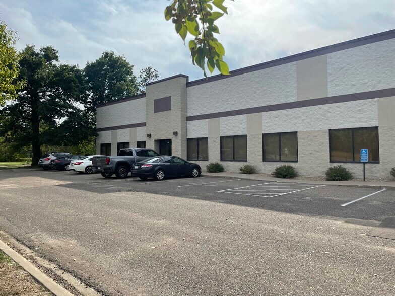 More Photos Of 6805 20th Ave S, Centerville Manufacturing For Lease