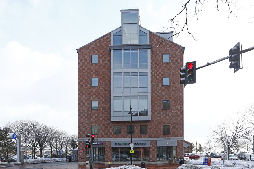 More Photos Of 2 Atlantic Ave, Boston Office For Lease