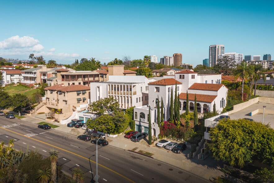 More Photos Of 840 Hilgard Ave, Los Angeles Sorority Fraternity House For Sale