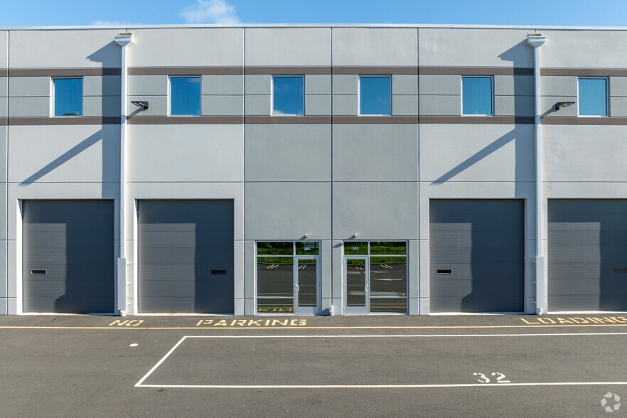 More Photos Of 115 River Road, Flemington Unknown For Lease