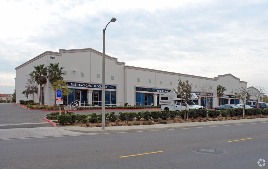 More Photos Of 1780 Town & Country Dr, Norco Manufacturing For Lease