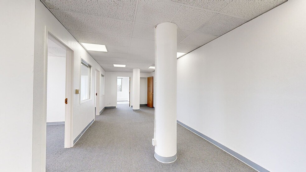 Primary Photo Of 5901 Christie Ave, Emeryville Office For Lease