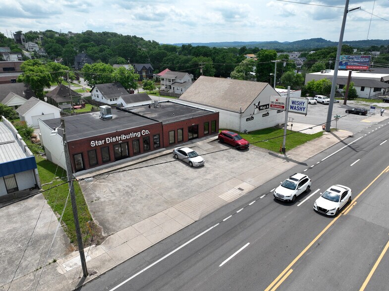 More Photos Of 3729 Charlotte Ave, Nashville Office For Sale