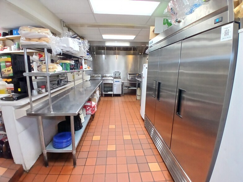 More Photos Of 326 Main St, Wausaukee Bowling Alley For Sale