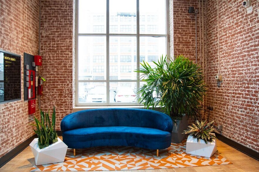 More Photos Of 417 N 8th St, Philadelphia Office For Lease