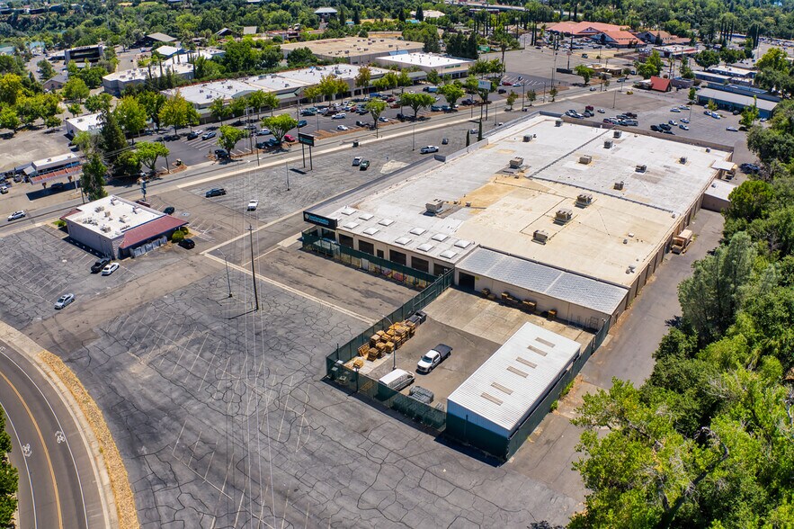 More Photos Of 2340 Athens Ave, Redding Unknown For Lease