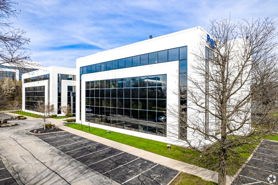 More Photos Of 1 Penn Center Blvd, Pittsburgh Unknown For Lease