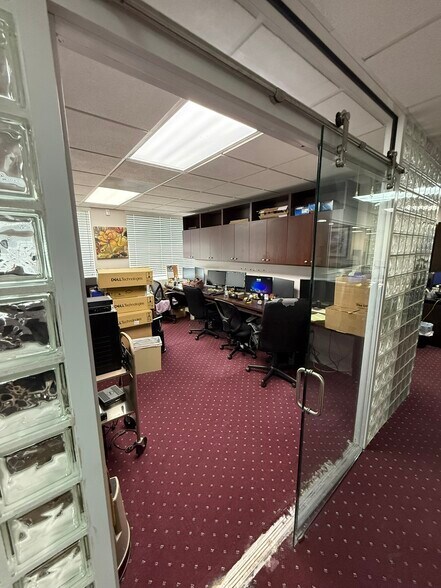 More Photos Of 7765 SW 87th Ave, Miami Medical For Sale