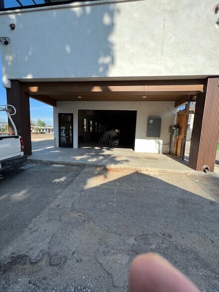 More Photos Of 376 N 2nd Ave, Upland Freestanding For Sale