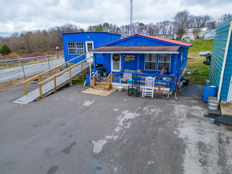 More Photos Of 9122 Lewisburg Hwy, Cornersville Auto Salvage Facility For Sale
