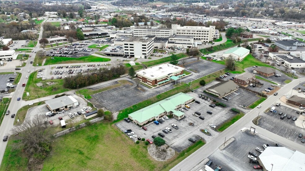 More Photos Of 340 Bogle St, Somerset Medical For Sale