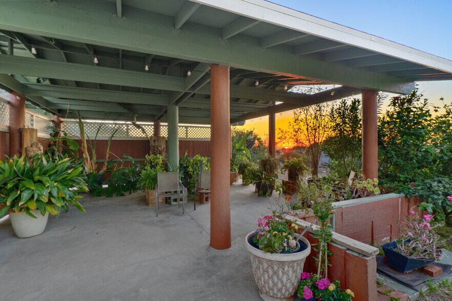 More Photos Of 14621 Woods Valley rd, Valley Center Flex For Sale