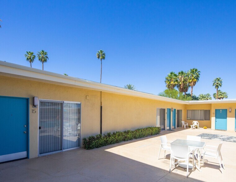 More Photos Of 1680 E Palm Canyon Dr, Palm Springs Apartments For Sale