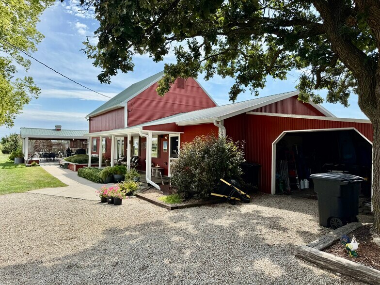 More Photos Of 505 Meridian Rd, Miltonvale Hospitality For Sale