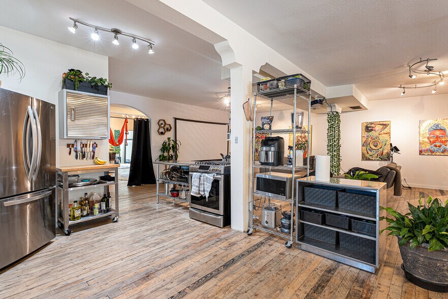 More Photos Of 50 W Arizona Ave, Denver Warehouse For Sale