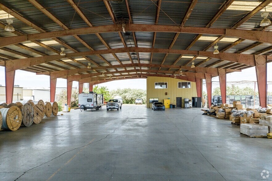 More Photos Of 2933 French Camp, Manteca Land For Lease