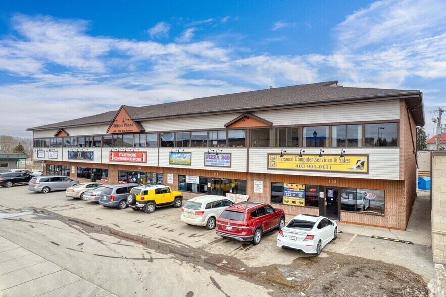 More Photos Of 205-213 3rd Ave, Strathmore Storefront Retail Office For Lease