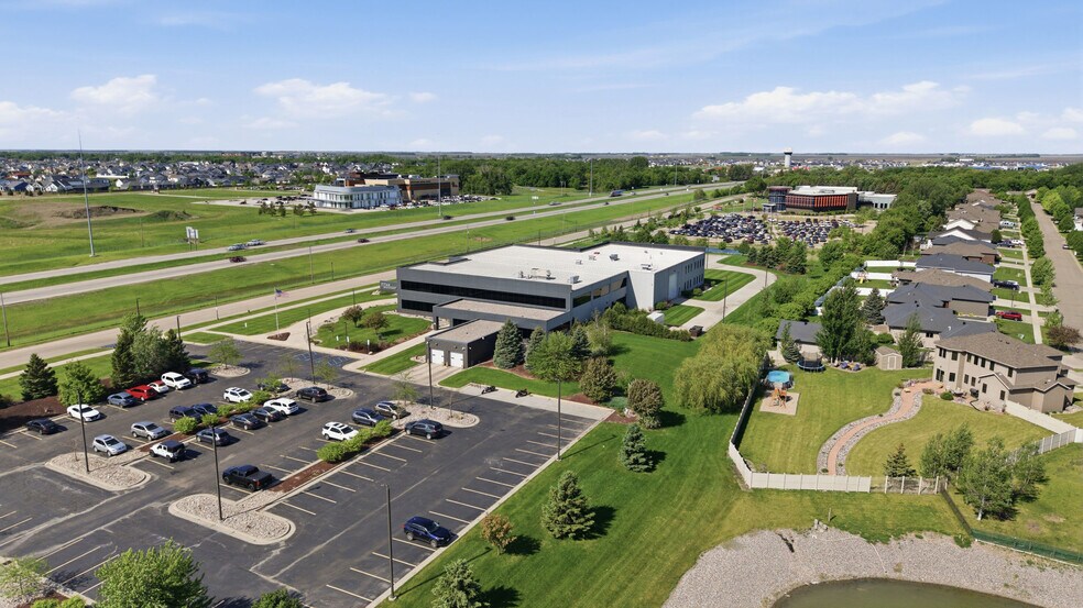 More Photos Of 644 E Beaton Dr, West Fargo Office For Lease