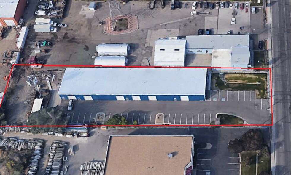 More Photos Of 6101-6115 Washington St, Denver Warehouse For Lease