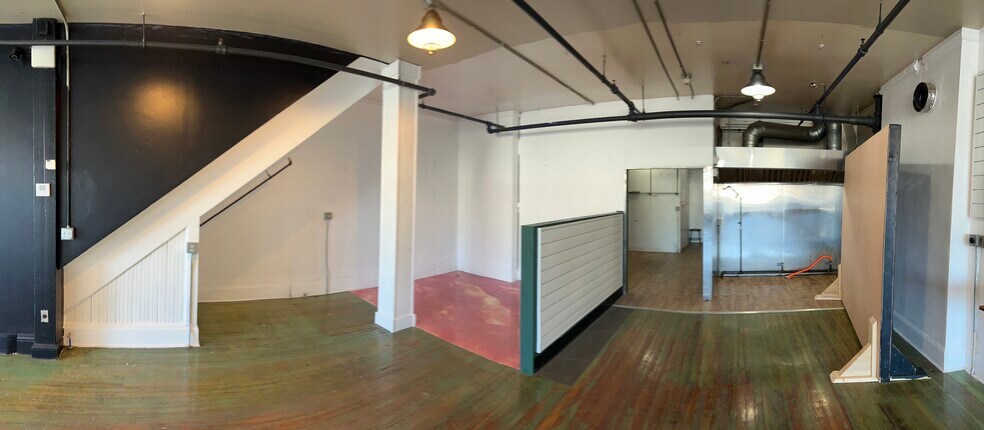 More Photos Of 106 Genesee St, Utica Restaurant For Lease