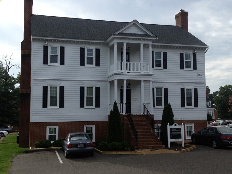 More Photos Of 1915 Huguenot Rd, Richmond Office For Lease